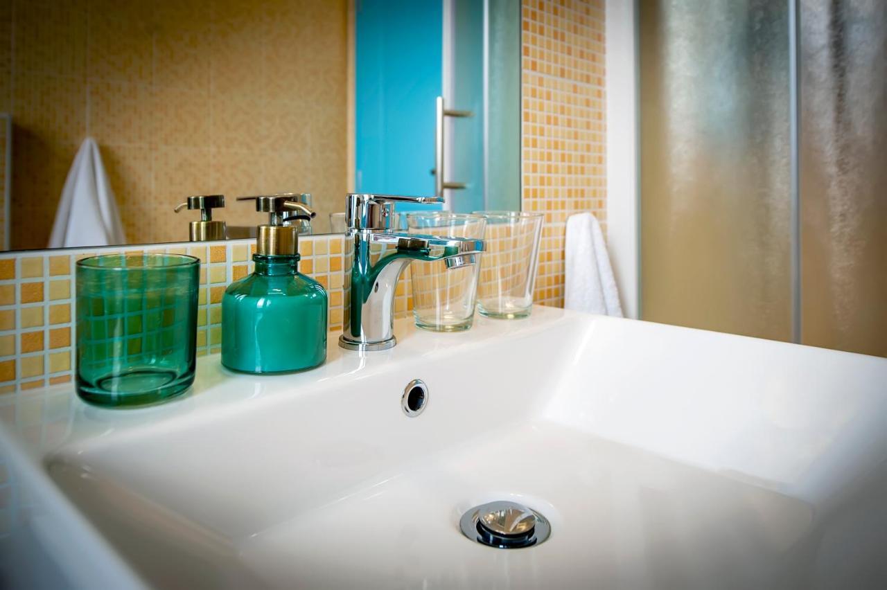Apartments & Rooms La Casa Barbaro โรวีน ภายนอก รูปภาพ