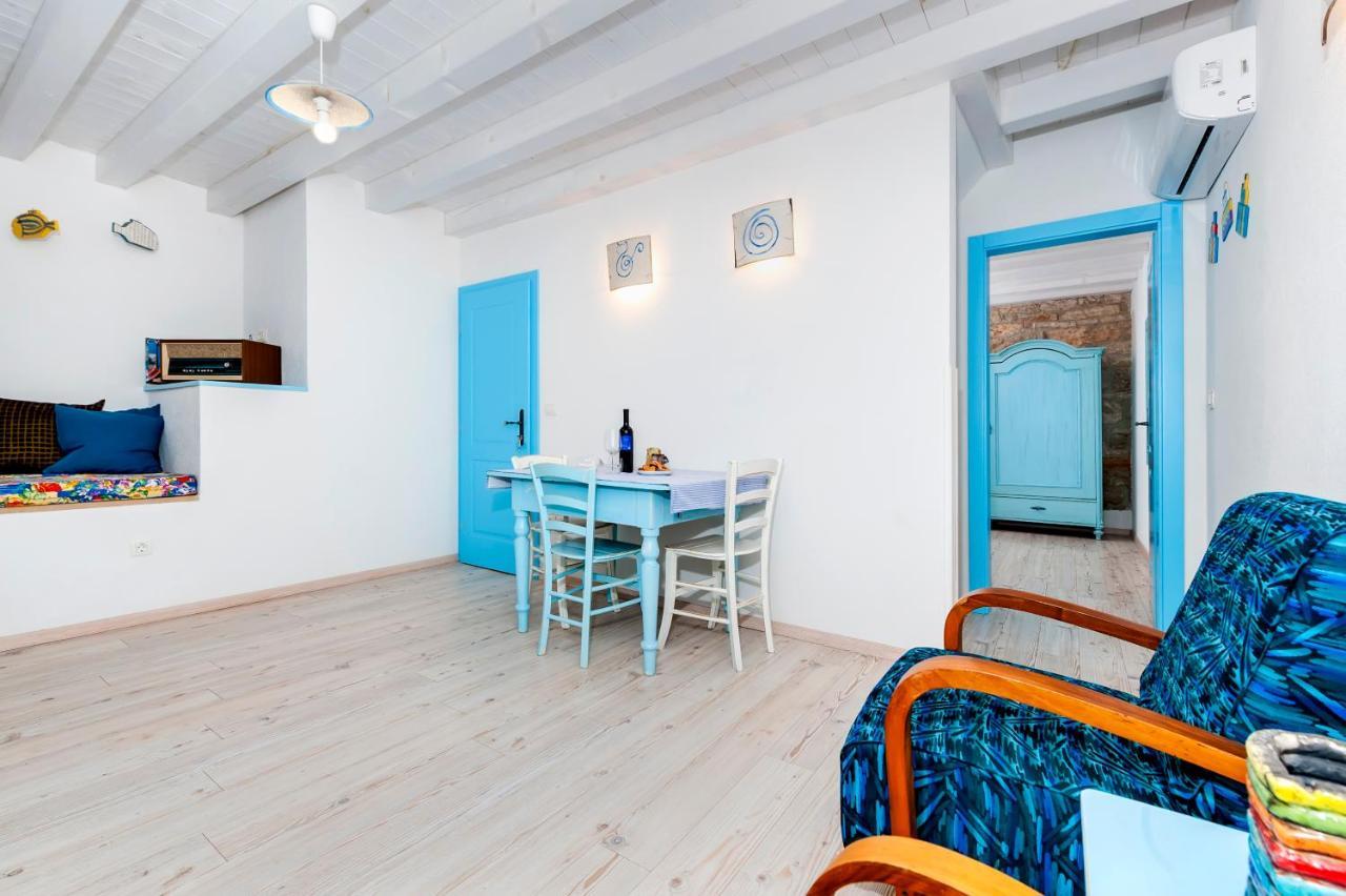 Apartments & Rooms La Casa Barbaro โรวีน ภายนอก รูปภาพ