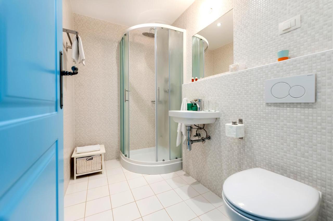 Apartments & Rooms La Casa Barbaro โรวีน ภายนอก รูปภาพ